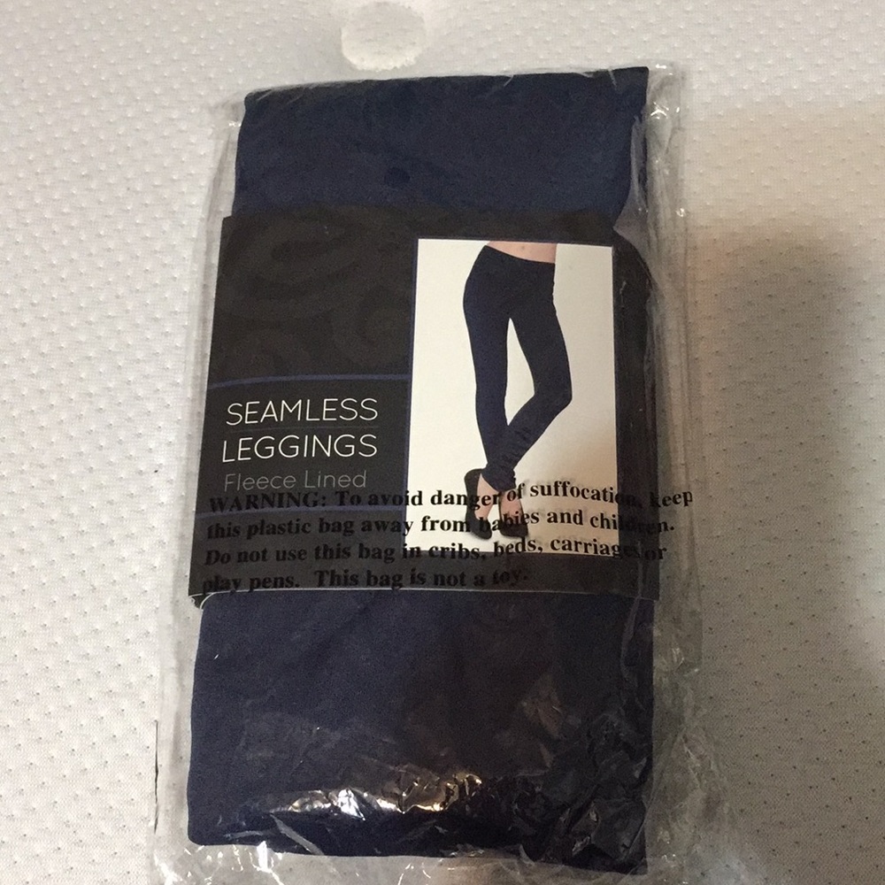 Navy seamless fleece lined leggings